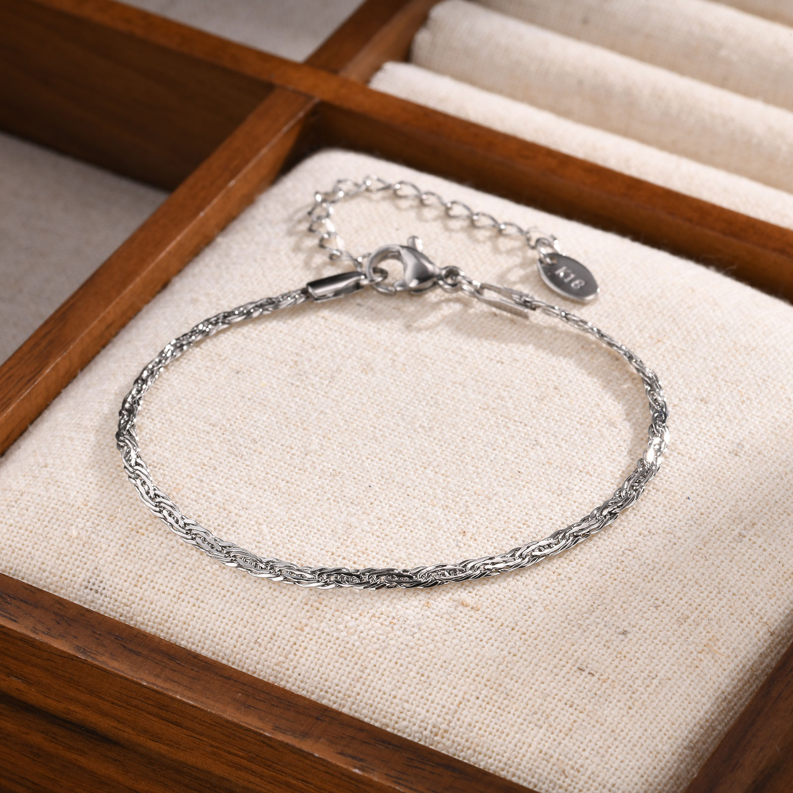 Pulseras ajustables de 16-21CM - Women'S Fashion In The 1940S reseña y precio